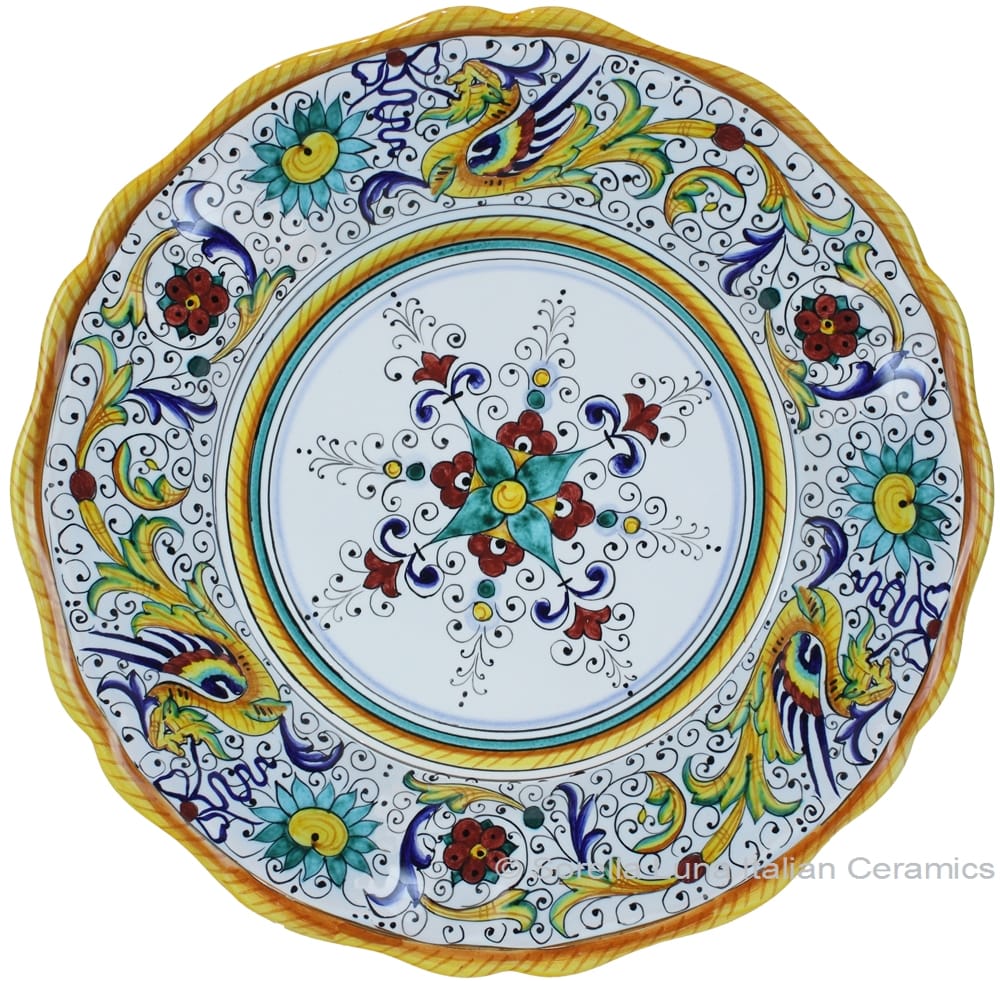 Deruta Italian Dinner Plate - Raffaellesco Scalloped with Center