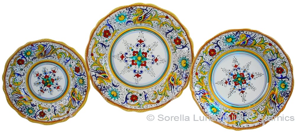 Deruta Italian Ceramic Dinner Place Setting - Raffaellesco Scalloped with Center