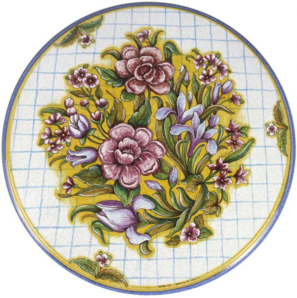 Medium Low Round Volcanic Table - Fiori